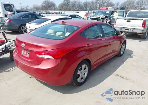 2013 Hyundai Elantra Gls/Limited z USA, uszkodzony, nr VIN KMHDH4AE8DU661037